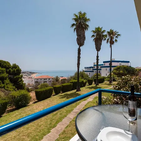 The Concierge - Moinho Sea Views & Pool Апартаменти