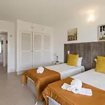 The Concierge - Moinho Sea Views & Pool Apartamento